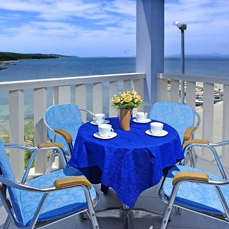Aparthotel Marina Gromela Mirca  Экстерьер фото
